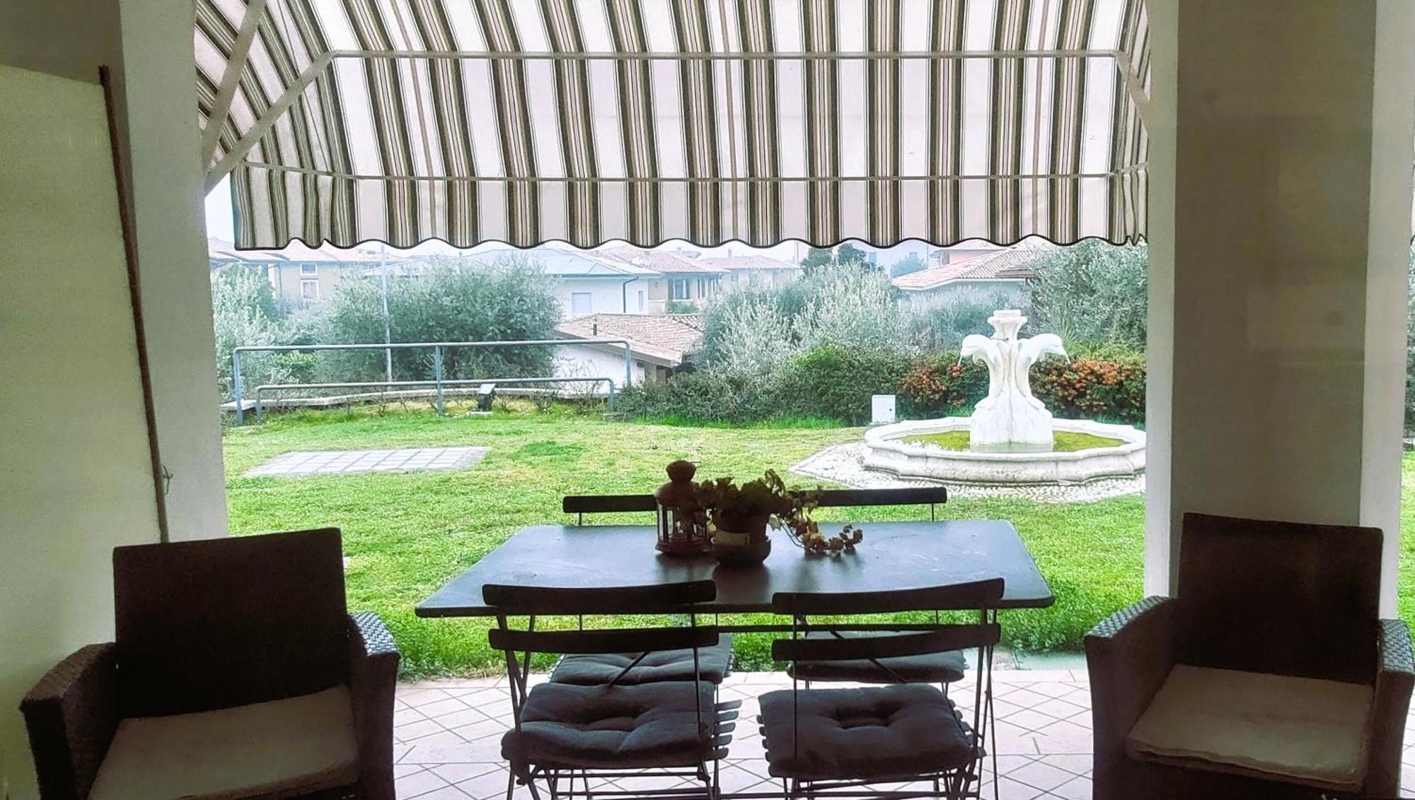 Casa Silvia Apartment Padenghe sul Garda Exterior photo